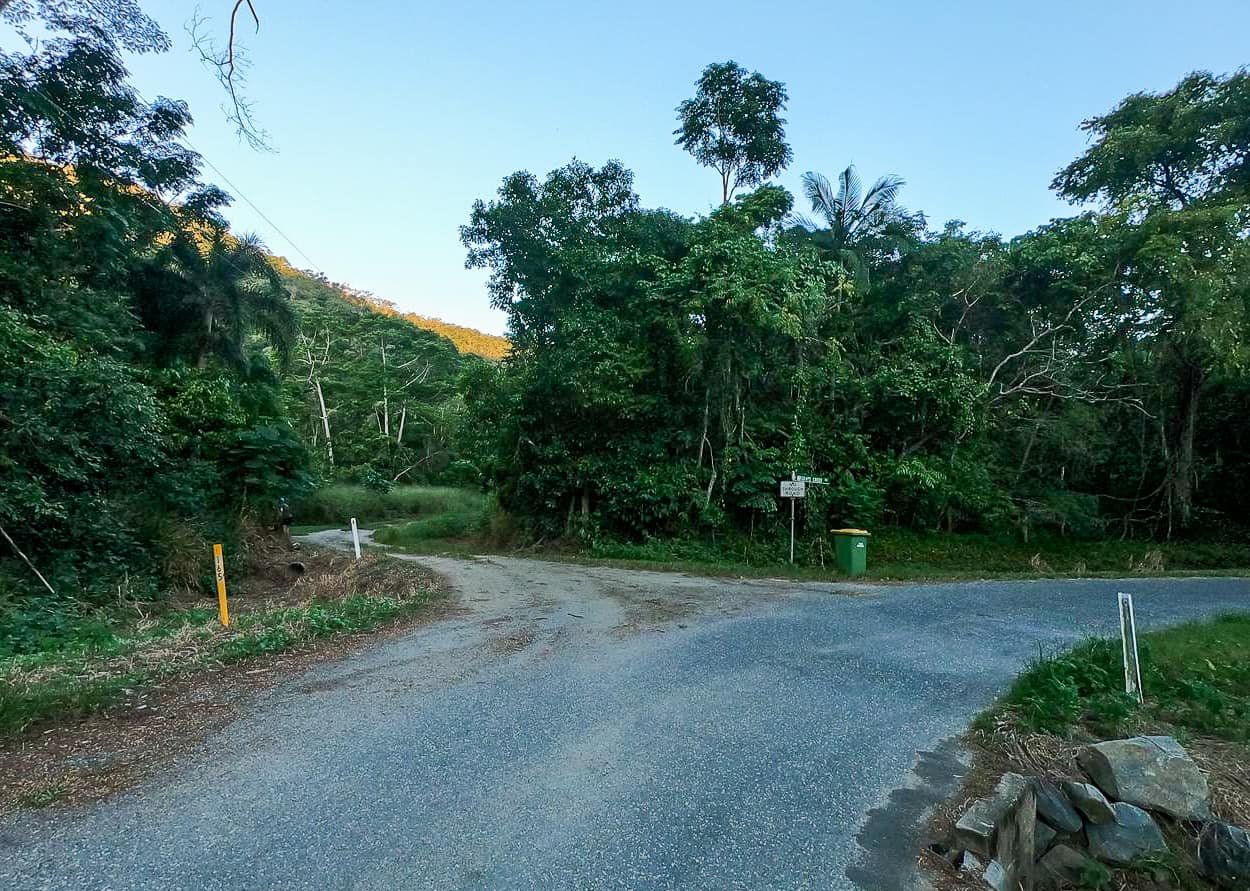 Entrance to the dirt track leading to Spring Creek Falls in Mowbray near Port Douglas // Travel Mermaid