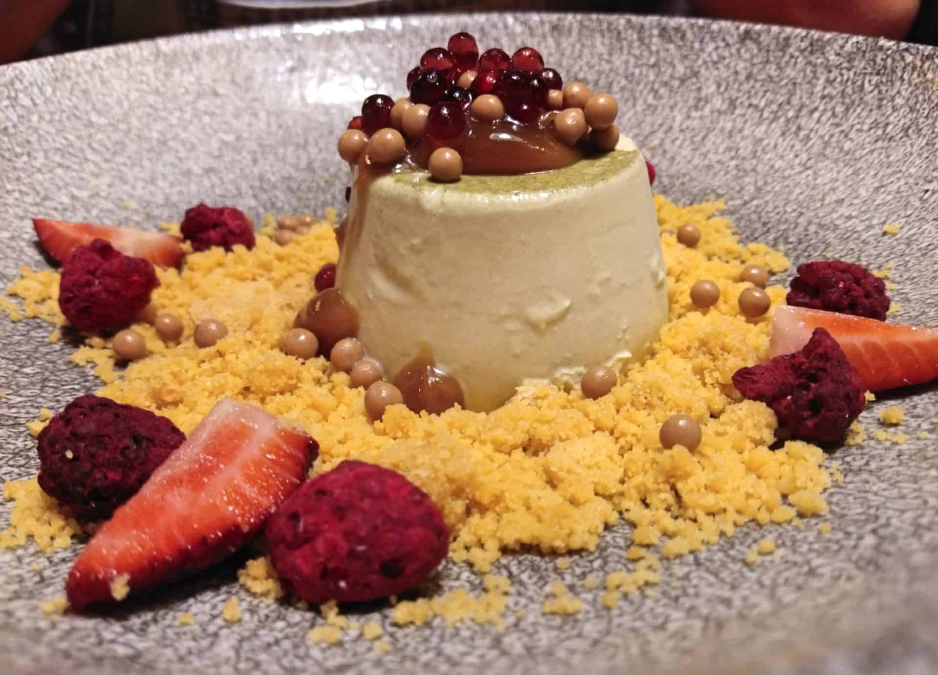Iron Bar restaurant Port Douglas // Travel Mermaid