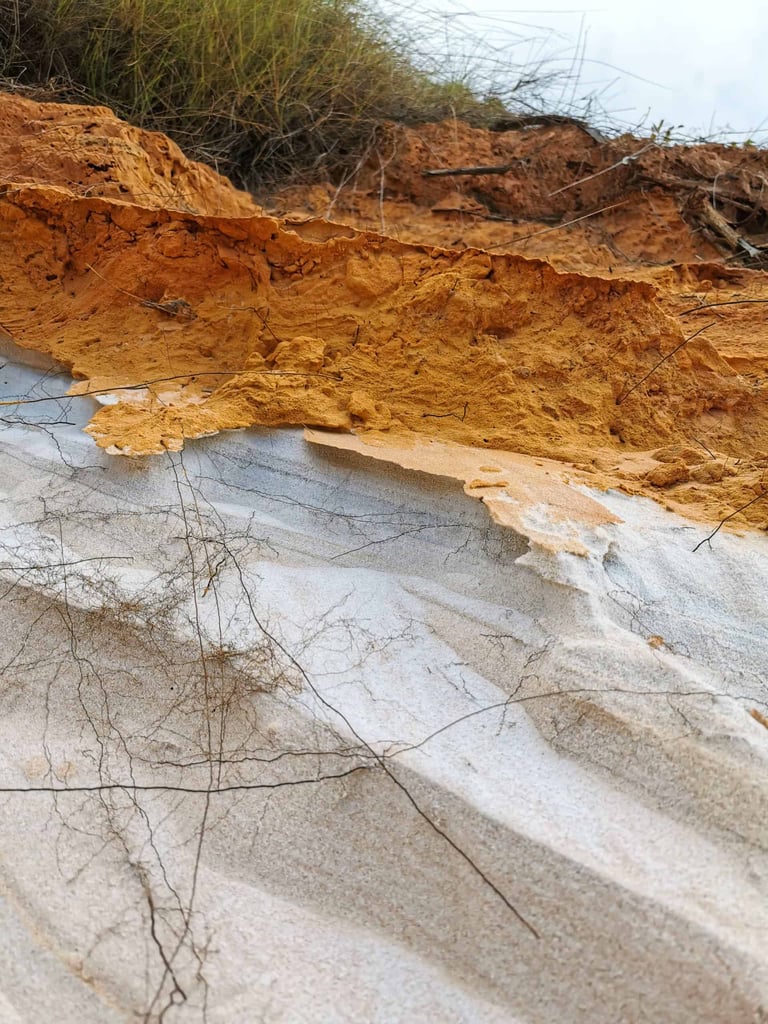 Coloured Sands on Elim Beach, Far North Queensland // Travel Mermaid