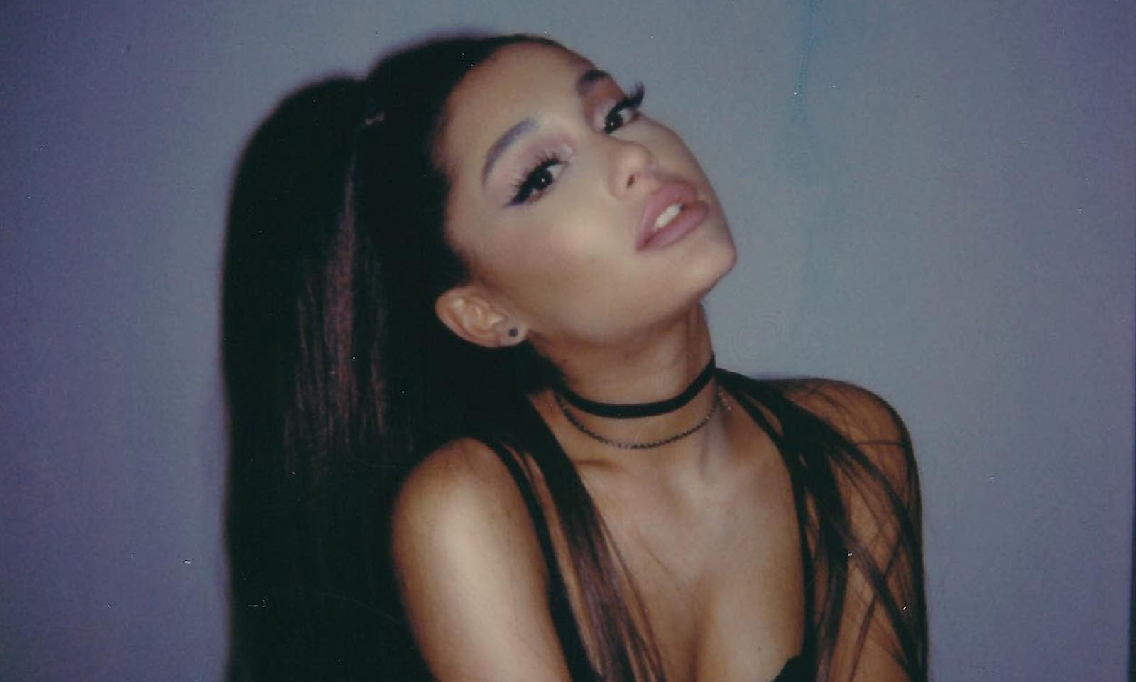 'Thank U, Next', da Ariana Grande, completa 200 semanas na Billboard 200