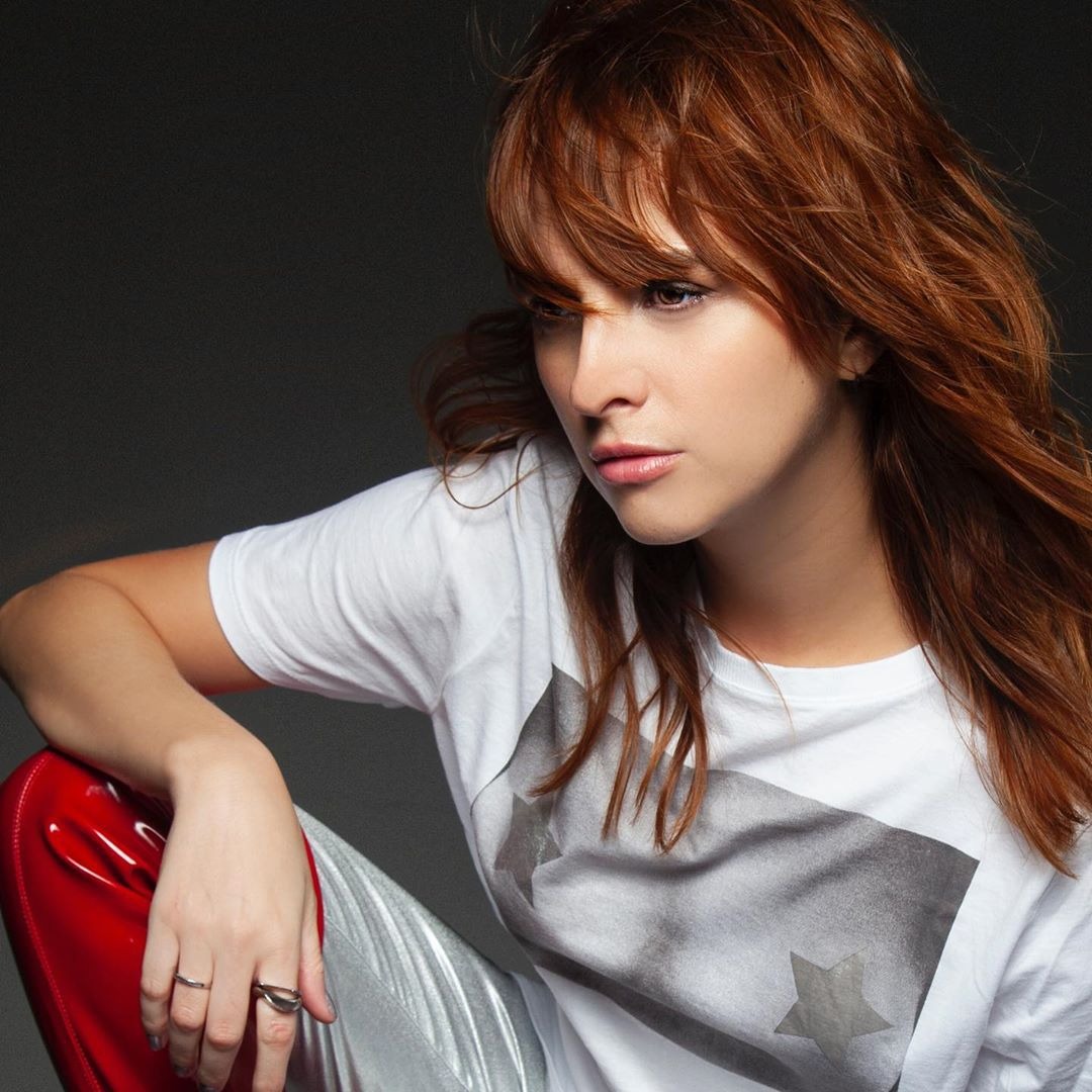 Nova promessa do pop nacional, Kissa é comparada com Rita Lee