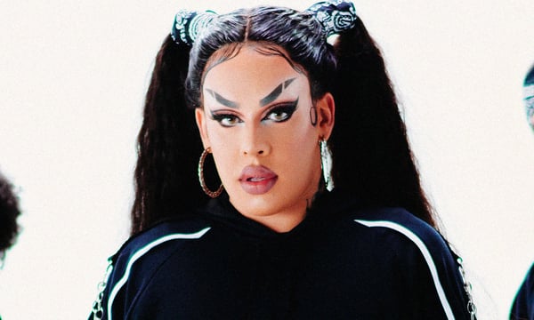 Gloria Groove lança segundo single do novo EP; veja clipe de “Vício”