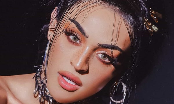 Pabllo Vittar confirma parceria com Pocah como lead single do “111 Deluxe”