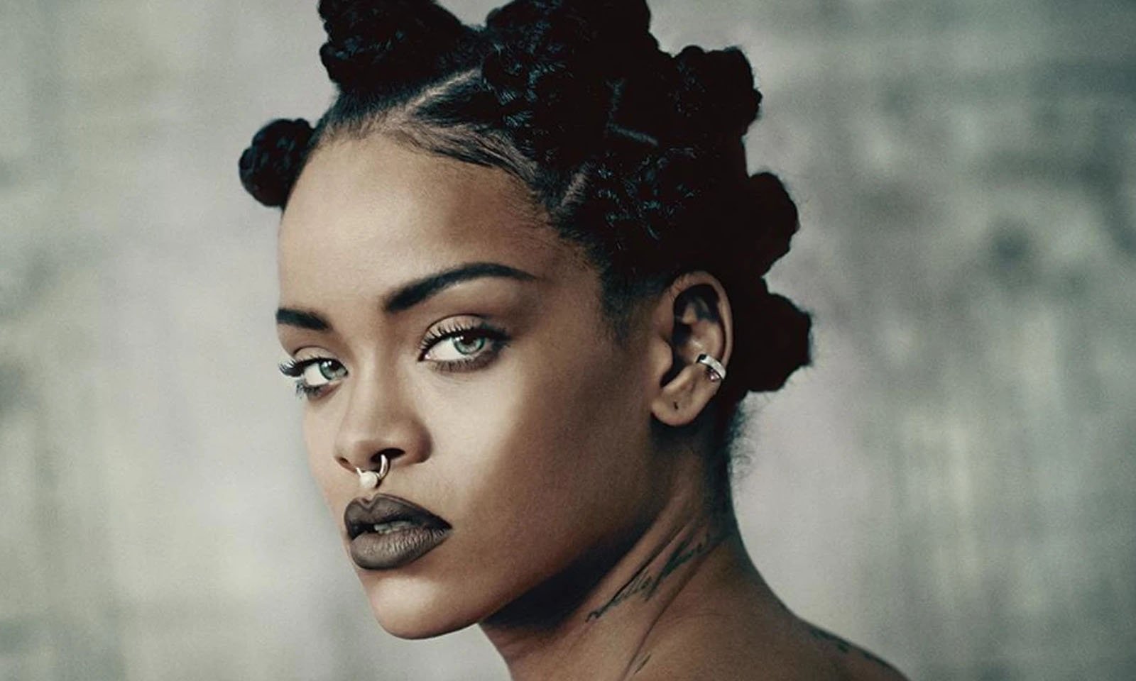 Com álbum 'ANTI', Rihanna bate novo recorde na Billboard
