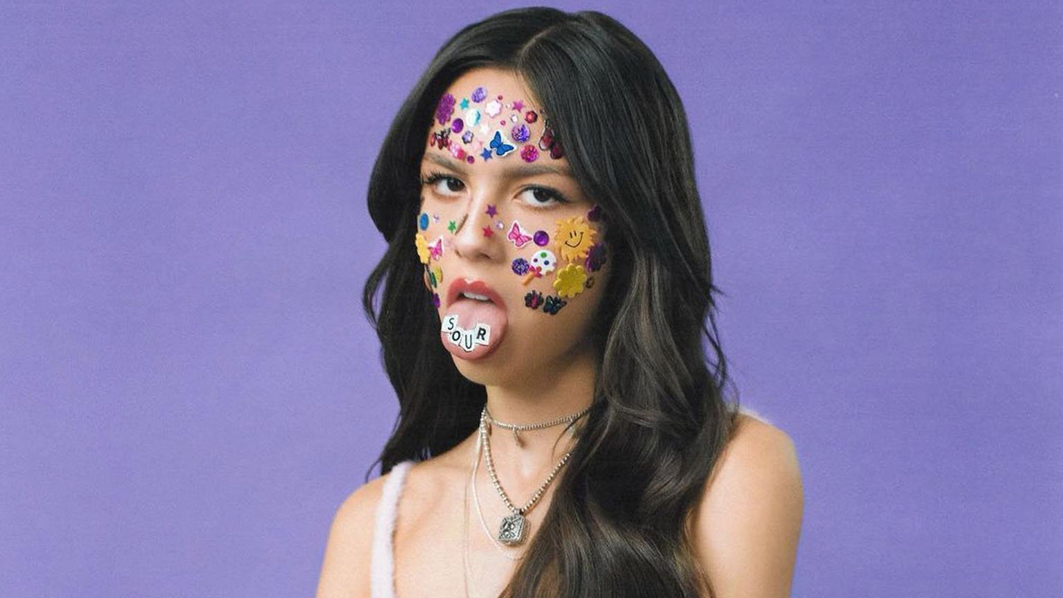 'Sour': Olivia Rodrigo divulga capa e data de lançamento de seu primeiro álbum