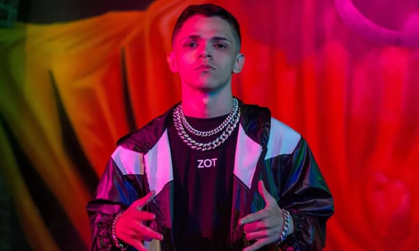Niack anuncia parceria internacional com Sofía Reyes e comenta sucesso: “o TikTok alavancou minha carreira”