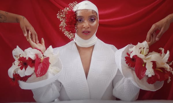 Mc Tha se despede de 2020 com último videoclipe do álbum “Rito de Passá”