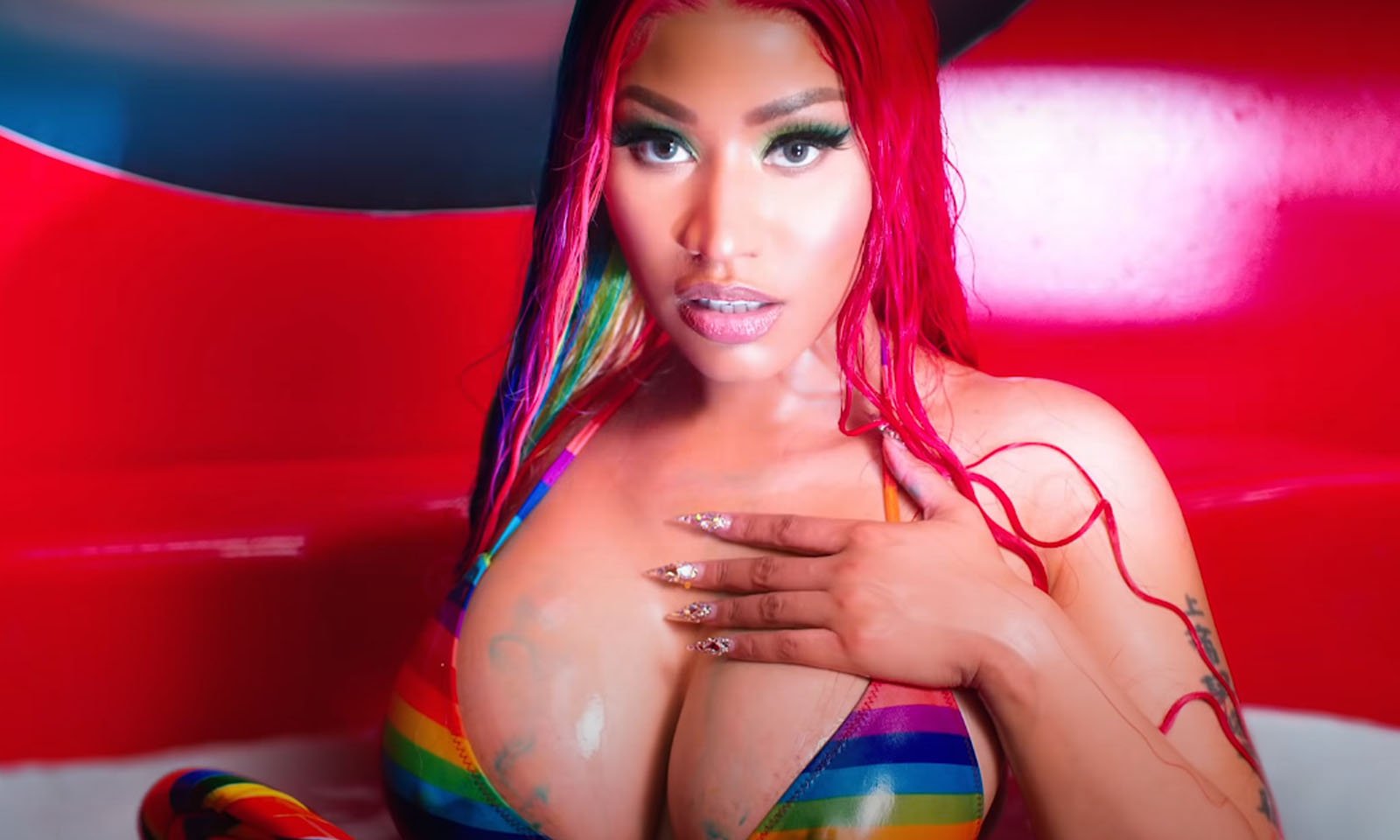 Nicki Minaj e 6ix9ine conquistam o 1º lugar na Billboard com 'TROLLZ'