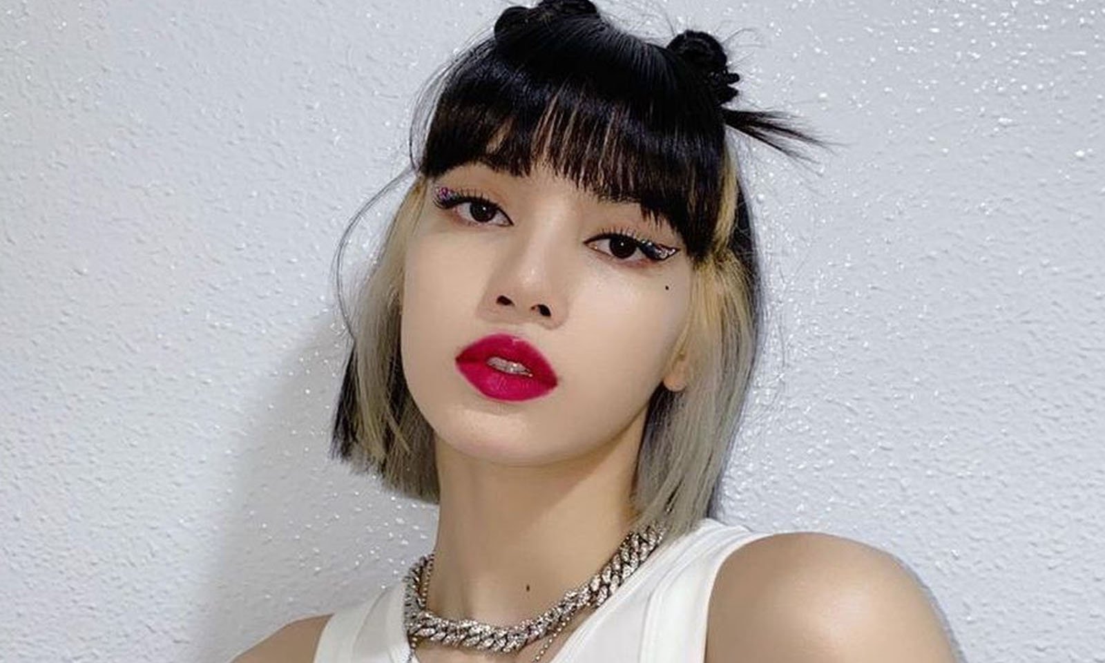 Lisa, do BLACKPINK, foi a artista feminina de K-Pop mais pesquisada no Google em 2020