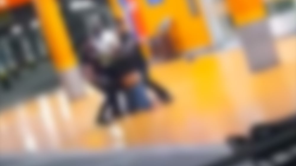 Carrefour: homem é assassinado por seguranças de mercado em Porto Alegre