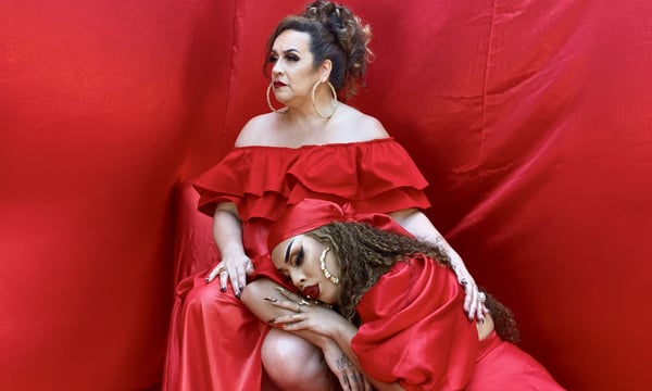 Gloria Groove lança “Incondicional” com participação inédita de sua mãe, Gina Garcia
