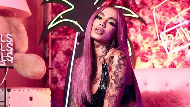 Fã faz tatuagem nas partes íntimas para homenagear Anitta