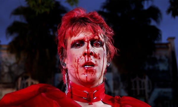 Getúlio Abelha lança novo clipe e single, 'Sinal Fechado'