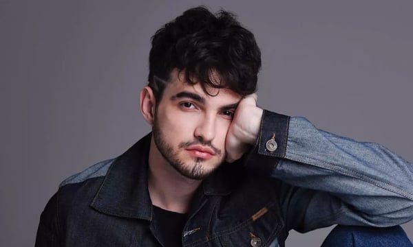 'Anti-Herói': Jão anuncia exibição única da turnê no YouTube