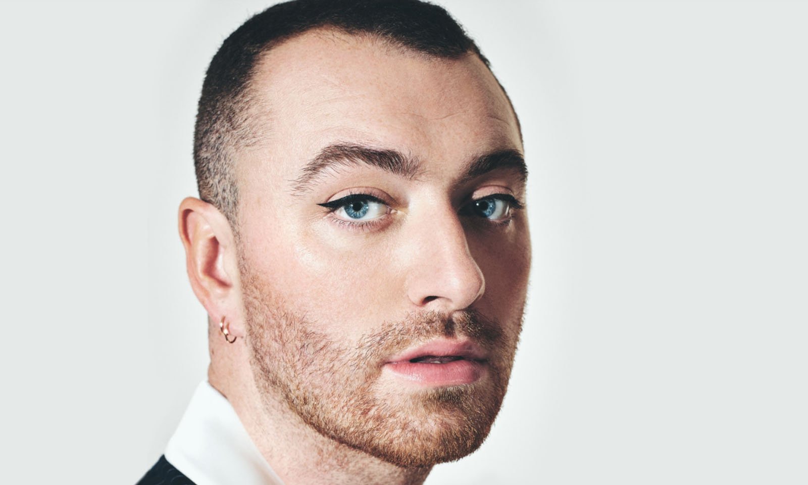 Sam Smith revela que entrou em aplicativo de namoro durante quarentena