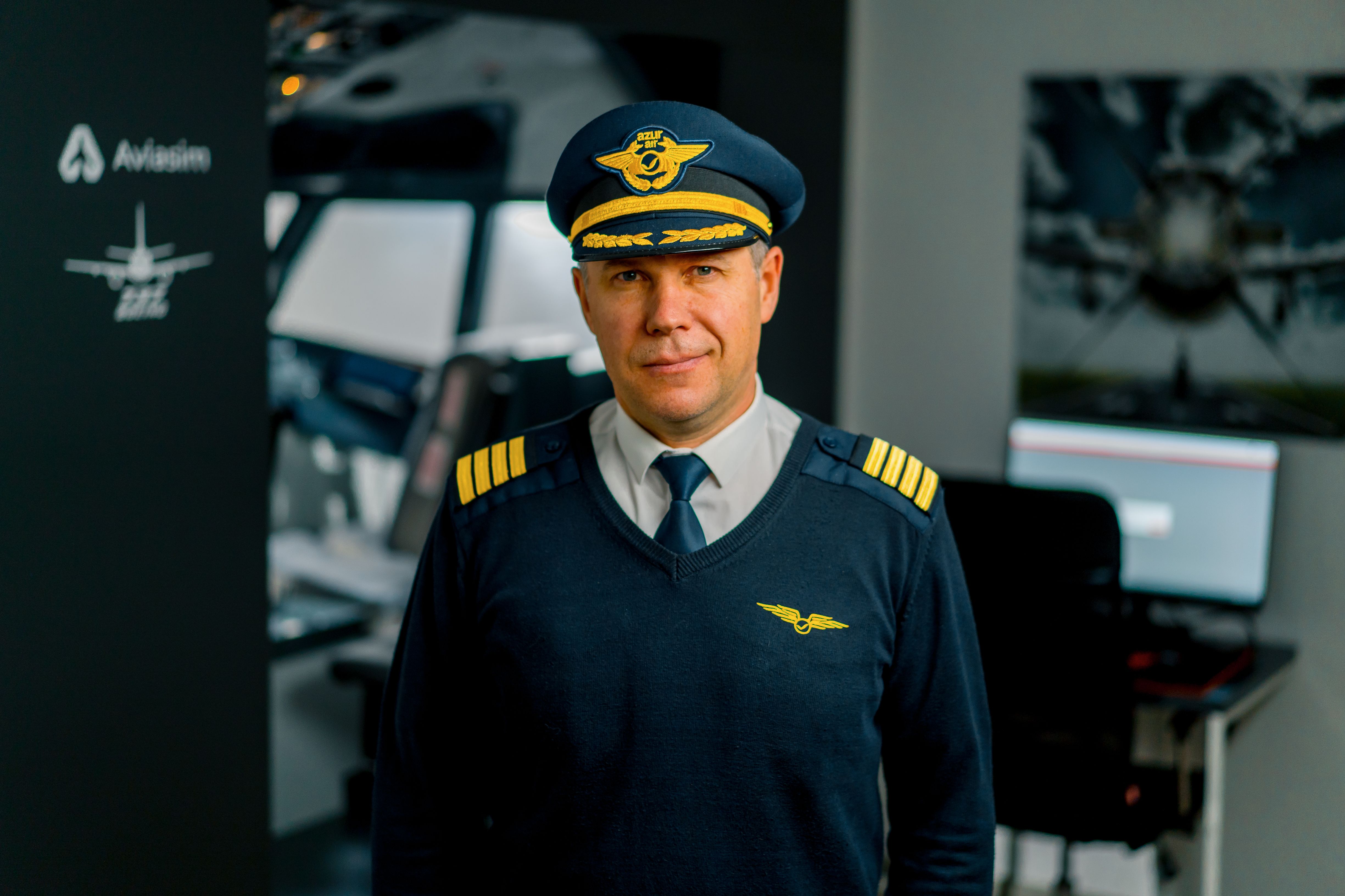 Pilot at Boeing 737 simulator entrance