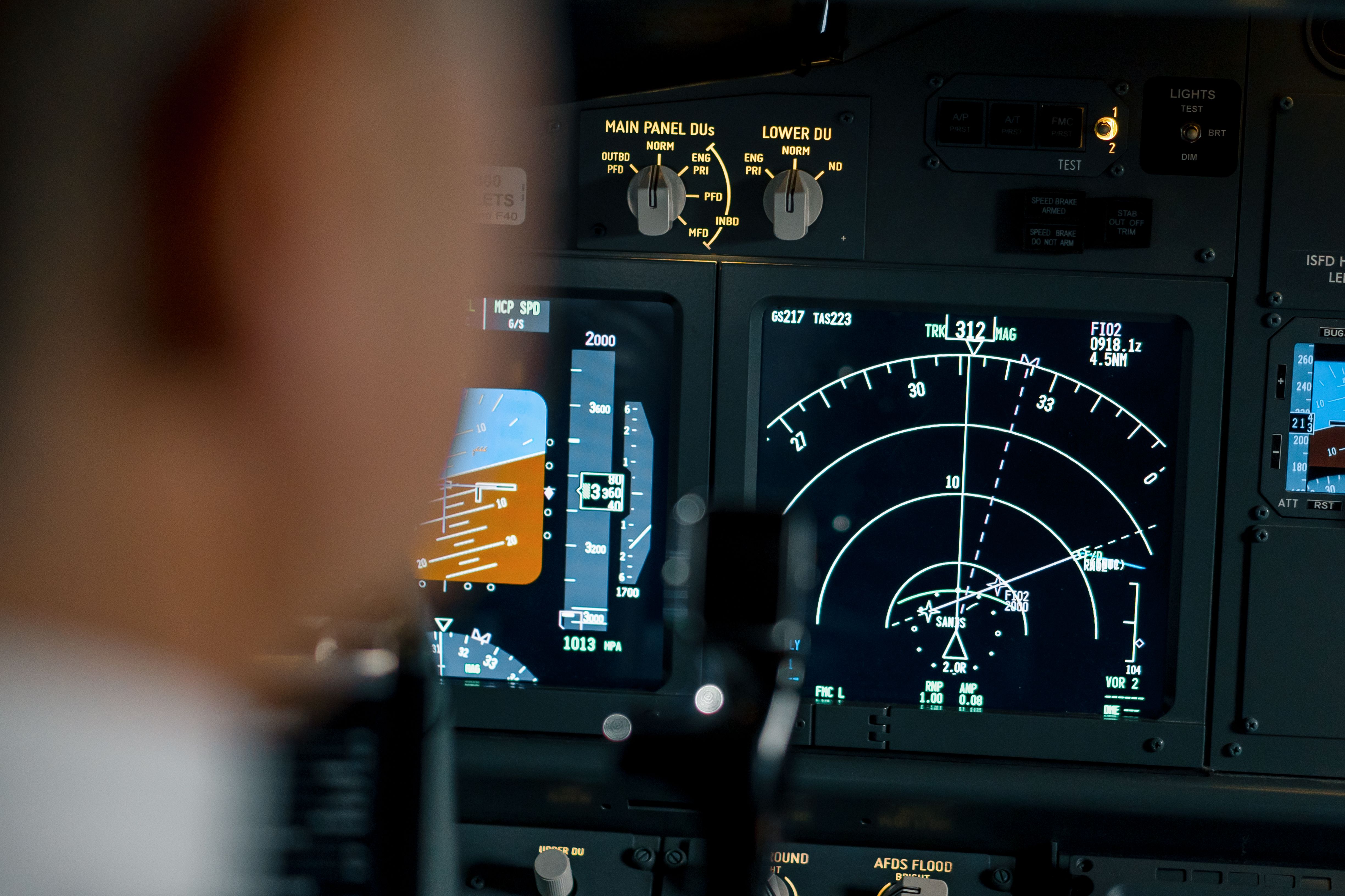Navigation data display in Boeing 737 simulator