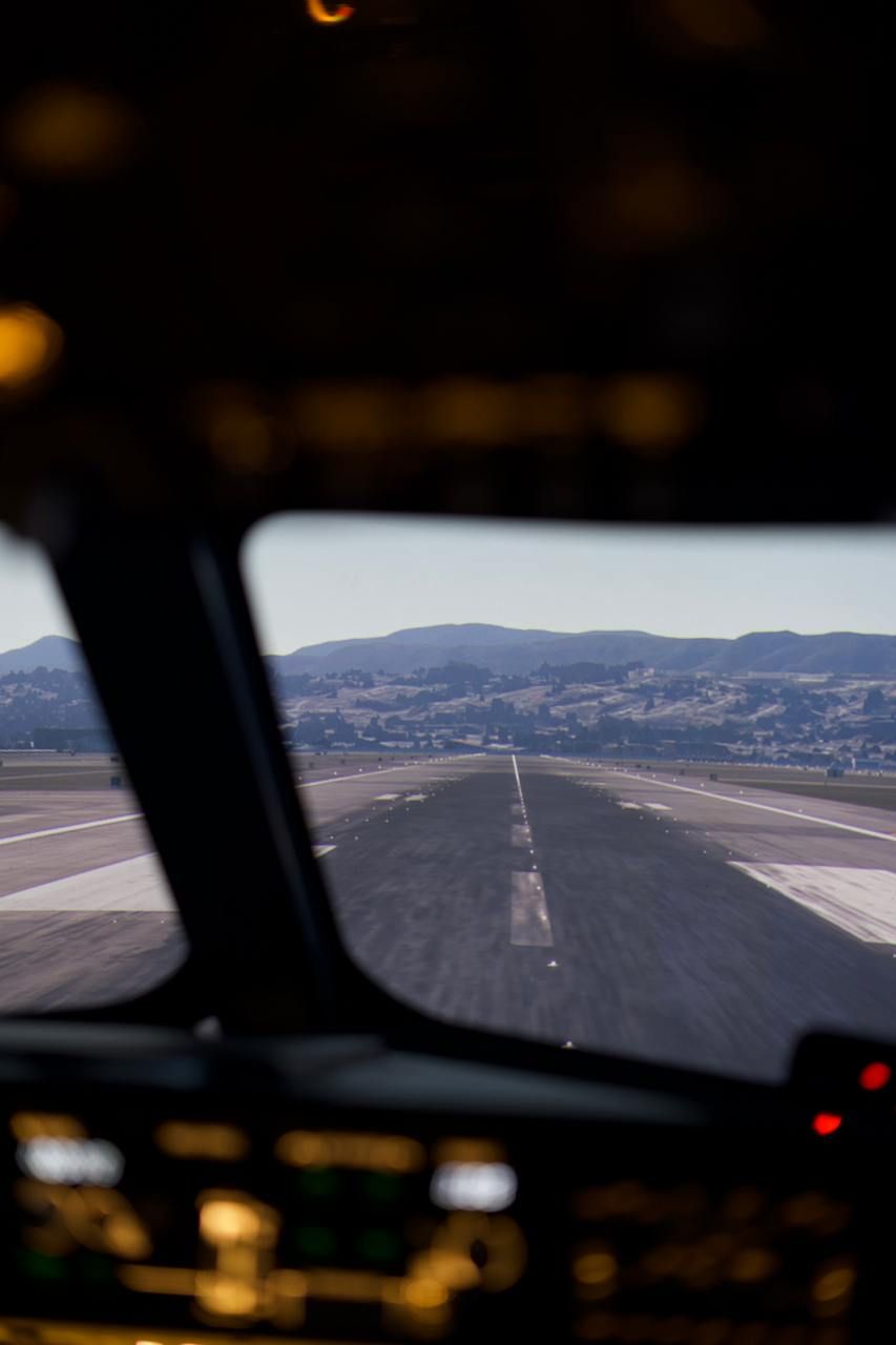 Runway view from Boeing 737 simulator cockpit
