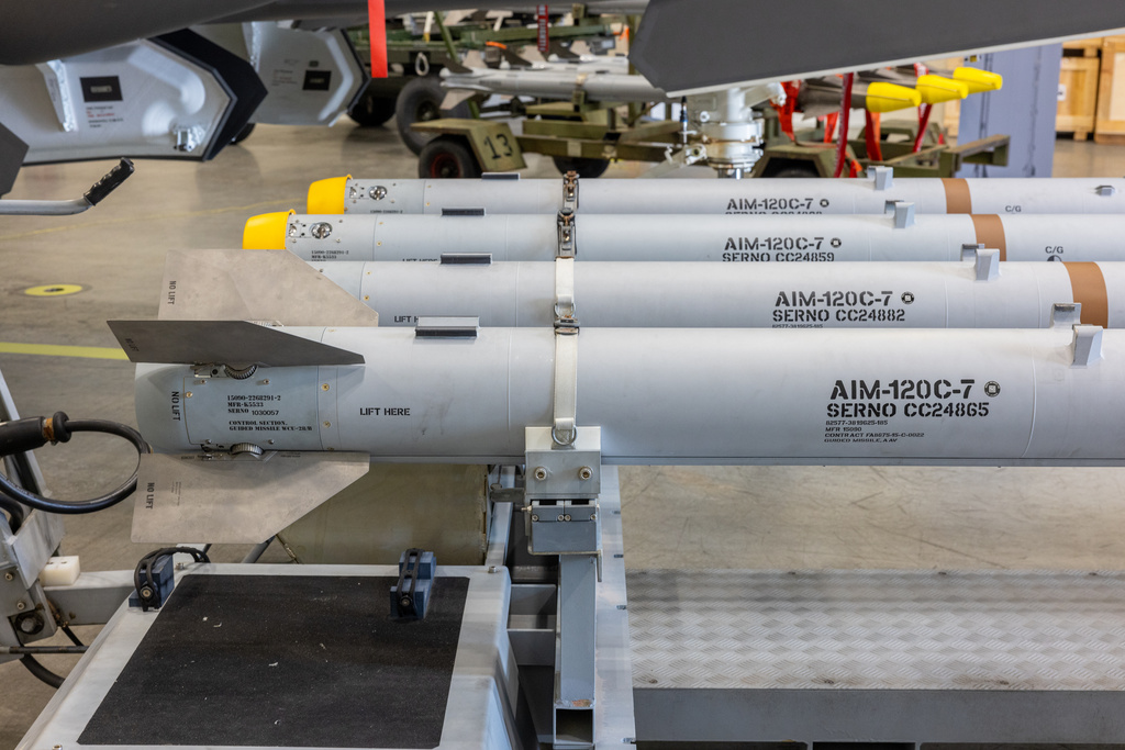 Finland Acquires AMRAAM AIM-120D-3 for F-35
