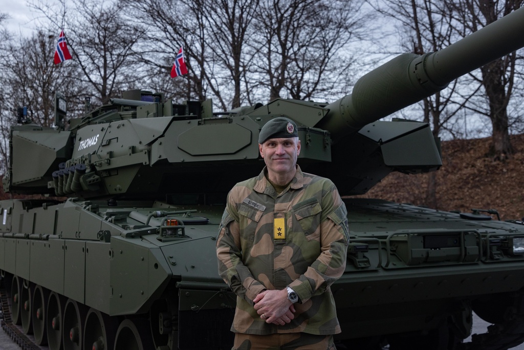 Norja ottaa käyttöön ensimmäisen Leopard 2 A8 NOR -panssarivaunun
