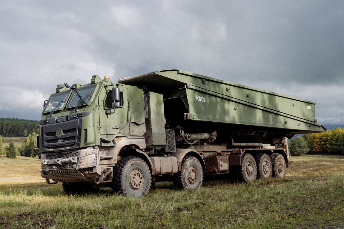 Denmark Acquires Wheeled Leguan Bridge-Laying Vehicles