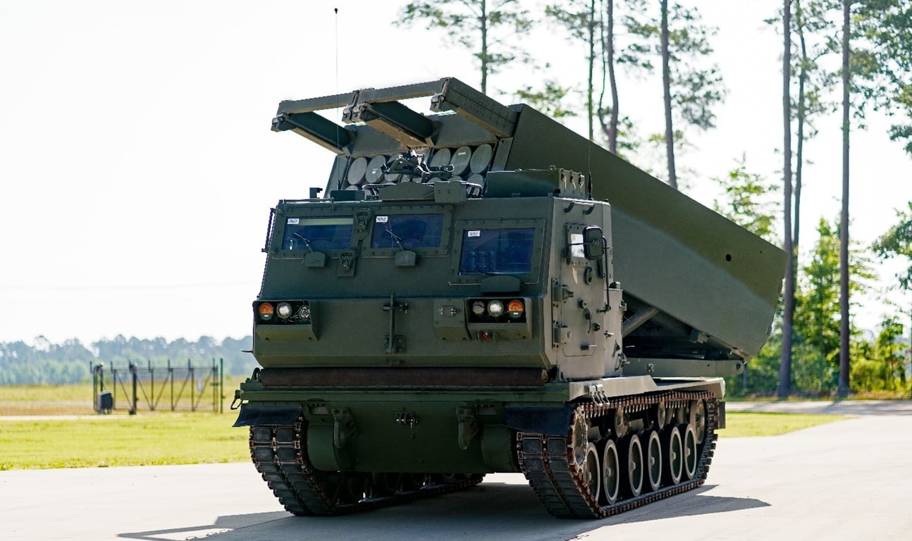 Europa får första servicecenter för MLRS eldledningssystem i Finland