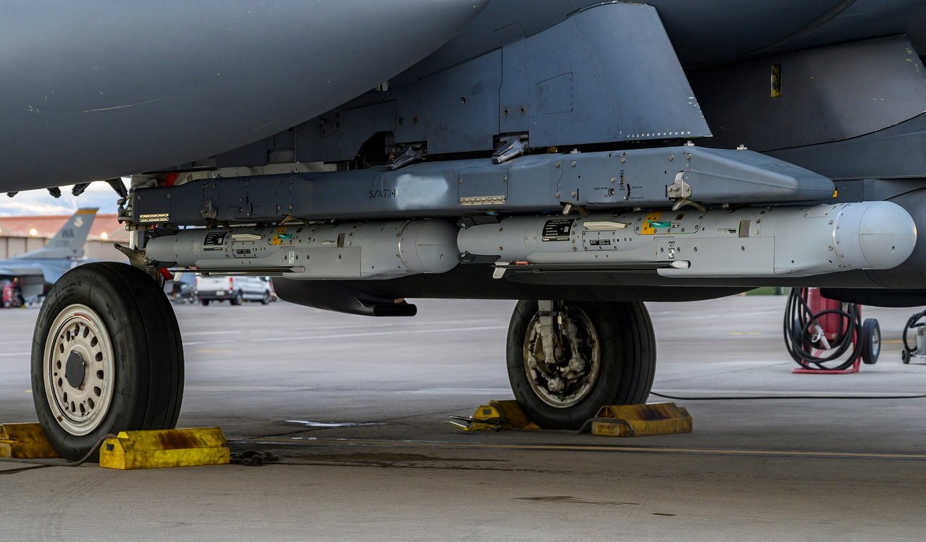Finland acquires SDB II glide bombs for the F-35