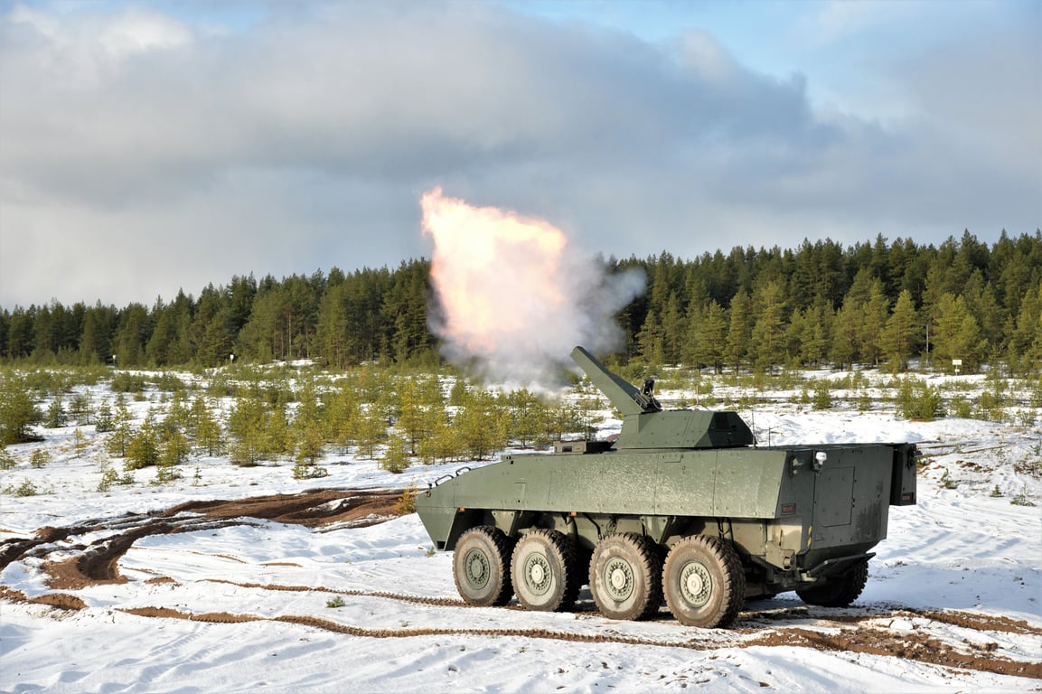 Finland och Patria förnyar strategiskt partnerskap