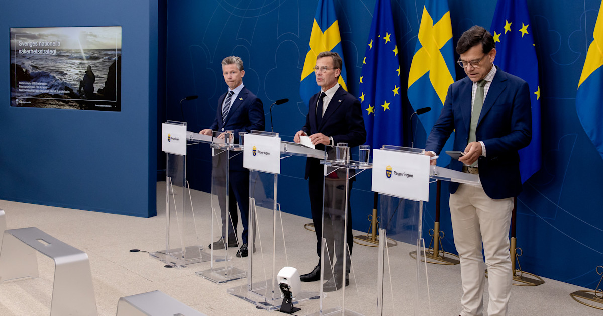 Regeringen præsenterer national sikkerhedsstrategi