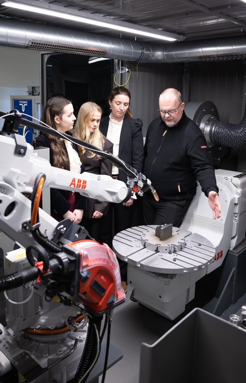 FMV, Saab y BAE Systems desarrollan una microfábrica