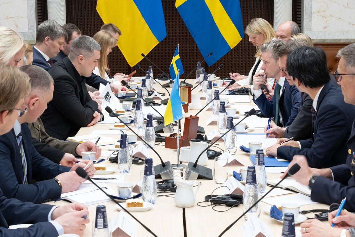 Sverige donerer udstyr til flyvebaserne i Ukraine