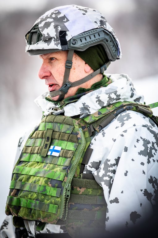 1360 suomalaista naista haki vapaaehtoiseen asepalvelukseen
