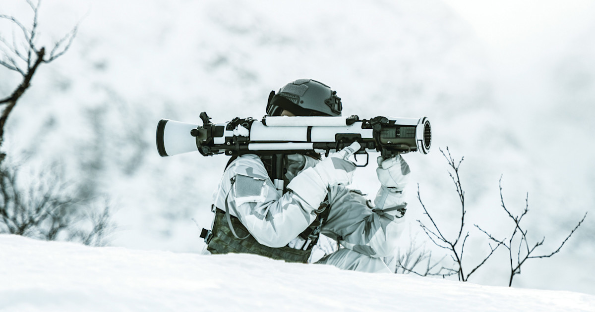Saab emottar order på Carl-Gustaf från hemlig kund