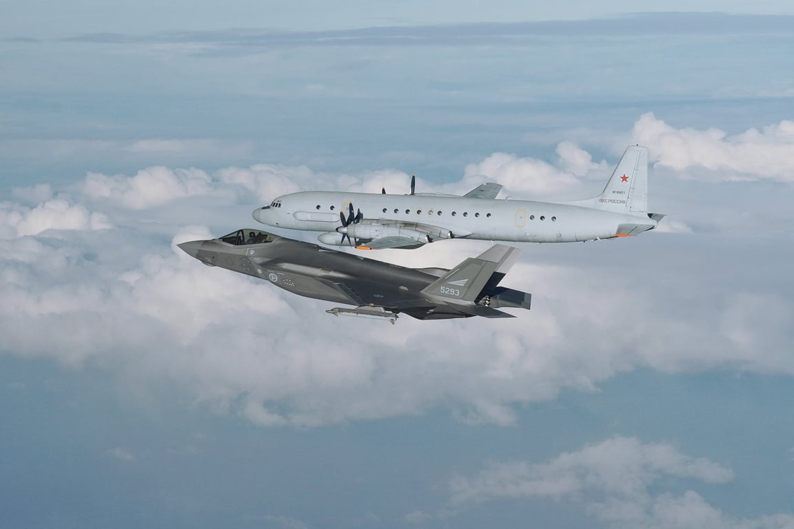 Norge identifierar Ryska flygplan nära Finnmark