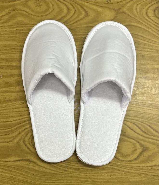 Everon White Kaki Slipper