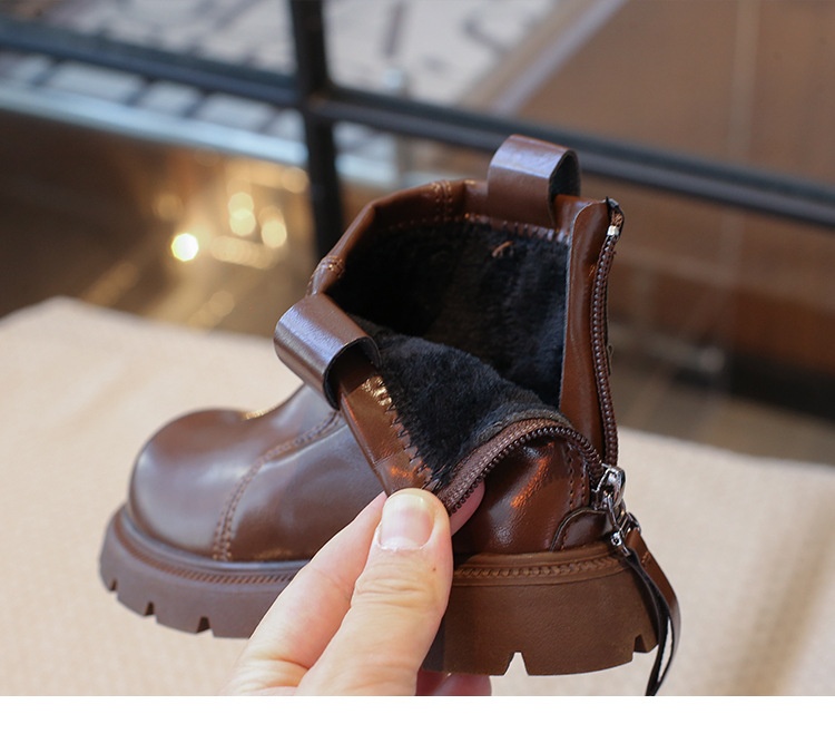 M047 Giày Bốt Trẻ Em Cổ Ngắn Da Bóng Phong Cách Hàn Quốc – Boots Bé Trai & Bé Gái Khóa Kéo Sau Cổ Chun Đế Răng Cưa Chống Trượt (Size 26 - 36)