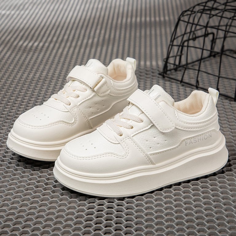 M137 Giày Thể Thao Trẻ Em Cổ Thấp Trắng Kem & Đen Trắng – Sneaker Bé Trai & Bé Gái Da Mềm Êm Chân, Quai Dán Tiện Lợi Đi Học, Đi Chơi