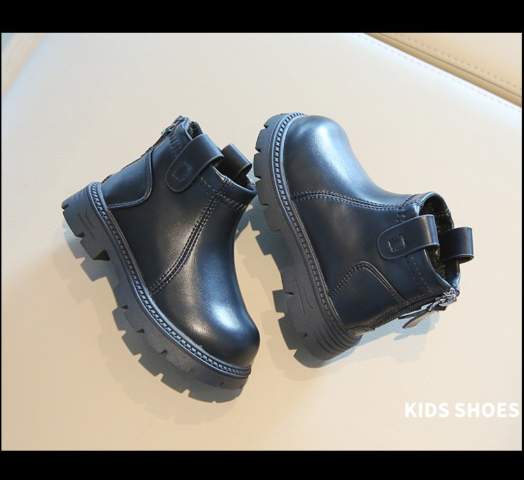 M047 Giày Bốt Trẻ Em Cổ Ngắn Da Bóng Phong Cách Hàn Quốc – Boots Bé Trai & Bé Gái Khóa Kéo Sau Cổ Chun Đế Răng Cưa Chống Trượt (Size 26 - 36)