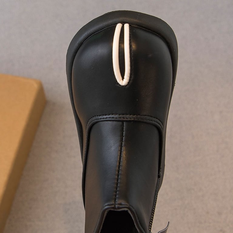 M044 Giày Bốt Bé Gái & Bé Trai Cổ Ngắn Da Mềm Mũi Tròn – Boots Trẻ Em Khóa Kéo Hông Tinh Tế Đế Đúc Êm Chân Đi Học, Đi Play, Du Lịch (Size 26 - 36)