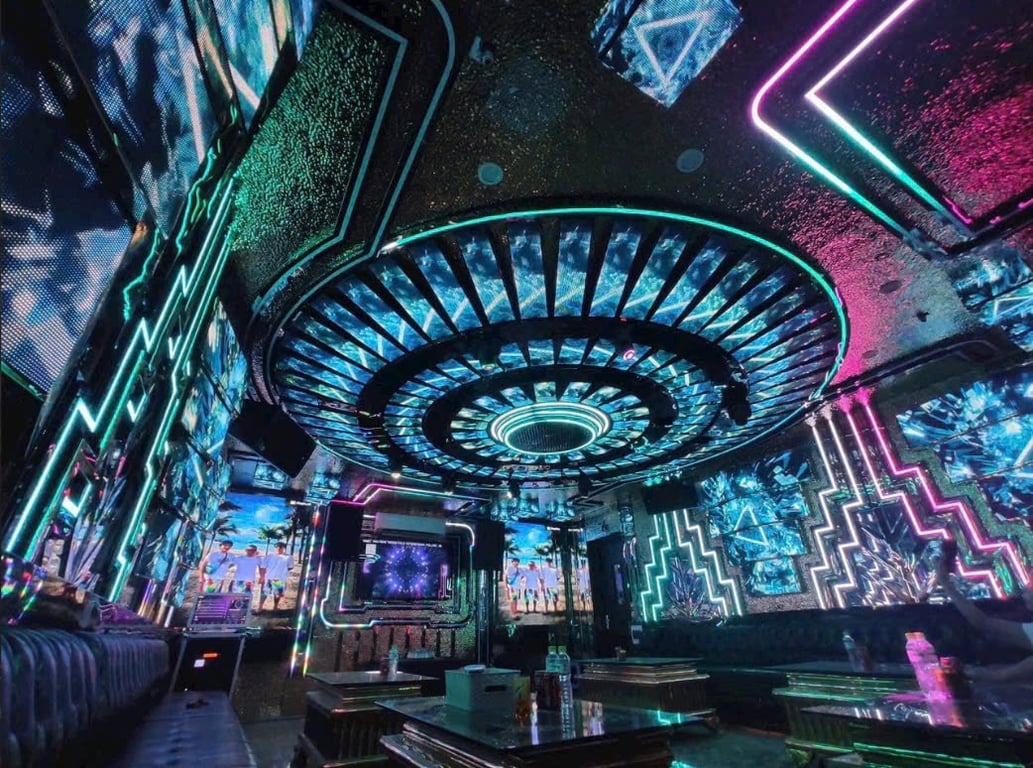 Karaoke Mercury - 254 Minh Khai