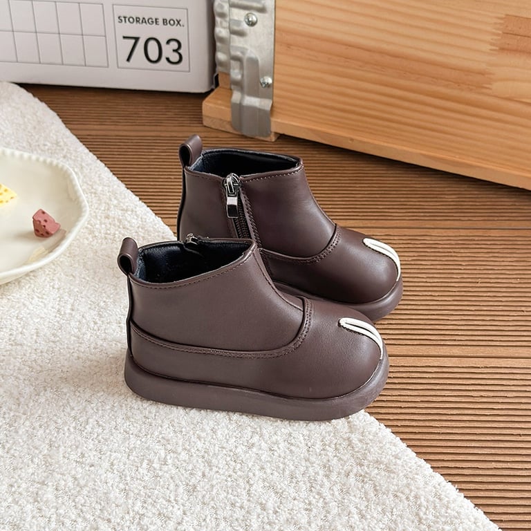 M044 Giày Bốt Bé Gái & Bé Trai Cổ Ngắn Da Mềm Mũi Tròn – Boots Trẻ Em Khóa Kéo Hông Tinh Tế Đế Đúc Êm Chân Đi Học, Đi Play, Du Lịch (Size 26 - 36)