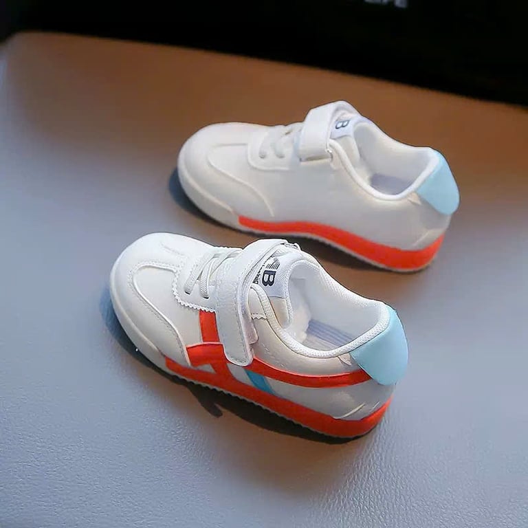 M024 Giày Thể Thao Trẻ Em Cổ Thấp Phối Sọc Nổi Bật – Sneaker Bé Trai & Bé Gái Da Mềm Quai Dán Tiện Lợi Đi Học, Đi Chơi (Size 31 - 36)