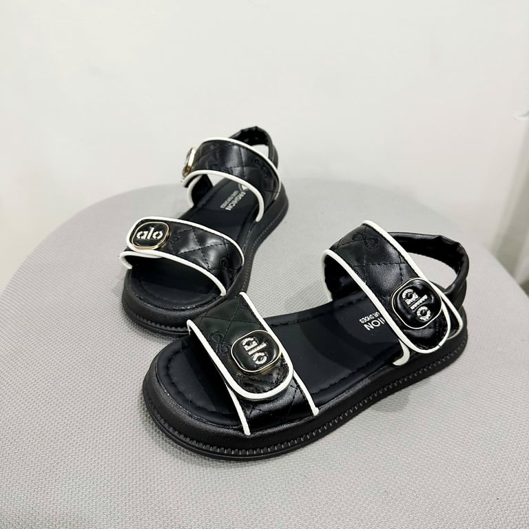 M197 Sandal Bé Gái Quai Dán Chần Bông Đính Khóa Chữ Alo Hàn Quốc (Size 26-37)