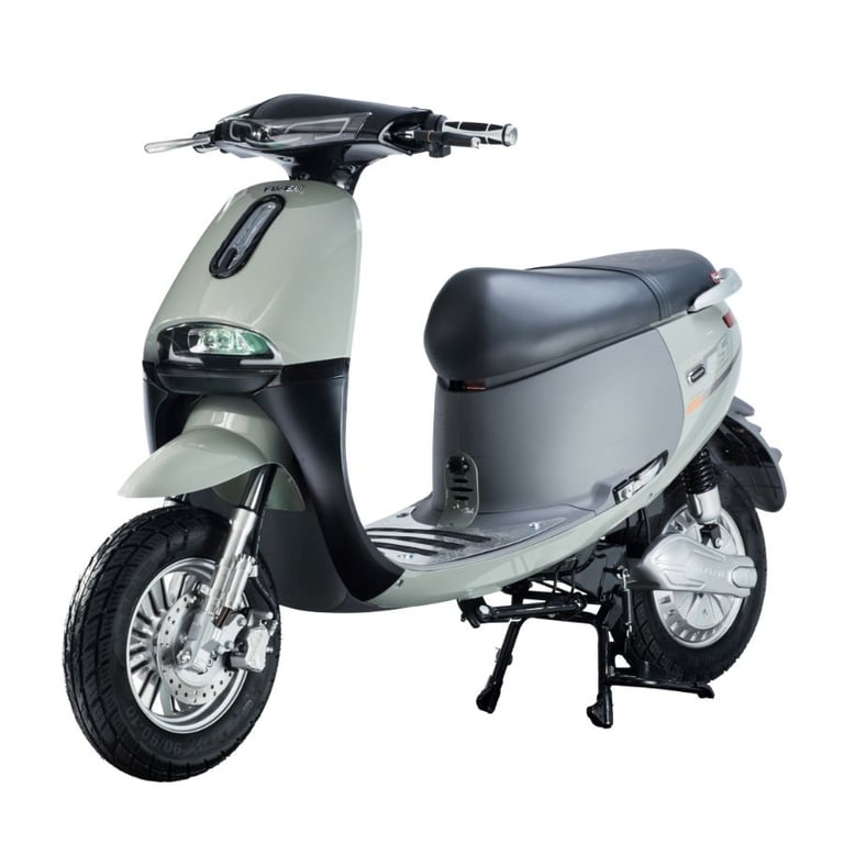  Xe máy điện Takashi Go2