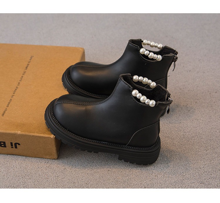 M038 Giày Bốt Bé Gái Cổ Ngắn Đính Ngọc Trai Sang Trọng – Boots Da Mềm Khóa Kéo Sau Đế Cao Su Chống Trượt Đi Học, Đi Tiệc (Size 26 - 36)