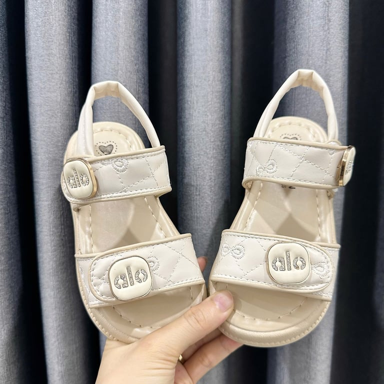 M197 Sandal Bé Gái Quai Dán Chần Bông Đính Khóa Chữ Alo Hàn Quốc (Size 26-37)