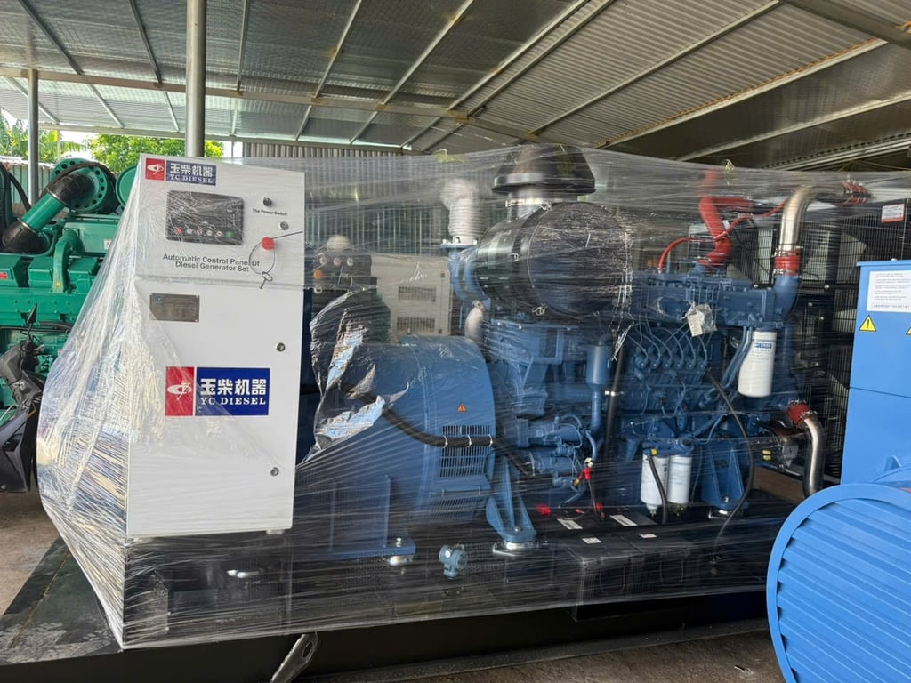 Máy phát điện Yuchai 750kVA Thumbnail 4