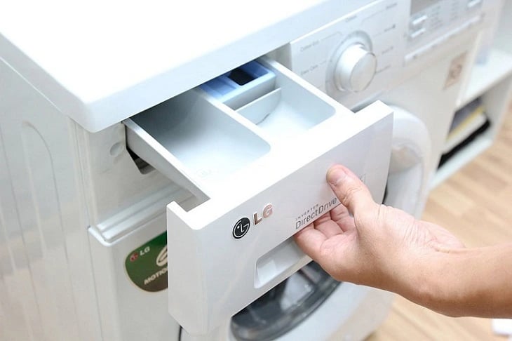 Cách vệ sinh máy giặt cửa trước đúng cách tại nhà