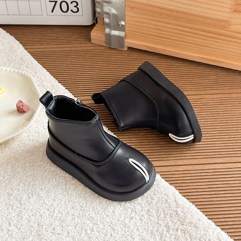 M044 Giày Bốt Bé Gái & Bé Trai Cổ Ngắn Da Mềm Mũi Tròn – Boots Trẻ Em Khóa Kéo Hông Tinh Tế Đế Đúc Êm Chân Đi Học, Đi Play, Du Lịch (Size 26 - 36)