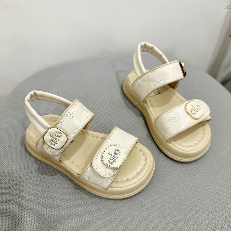 M197 Sandal Bé Gái Quai Dán Chần Bông Đính Khóa Chữ Alo Hàn Quốc (Size 26-37)